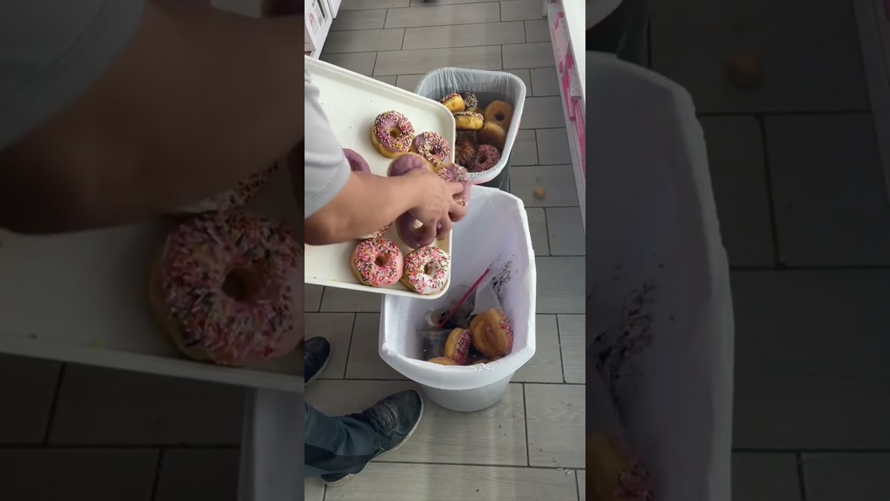 Dlaczego ci ludzie wyrzucają pączki? #shorts