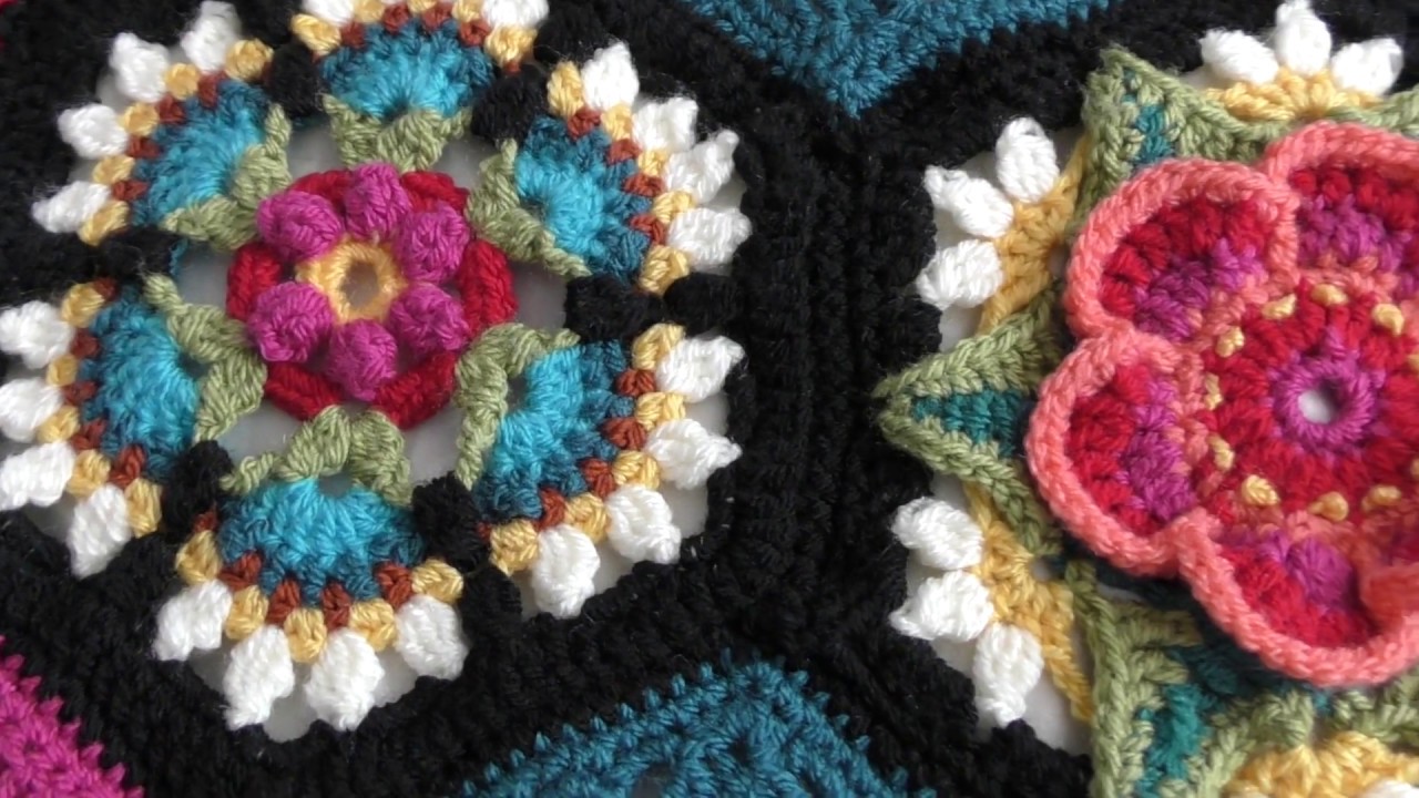 Frida's Flowers blanket 2.  Мой второй плед крючком