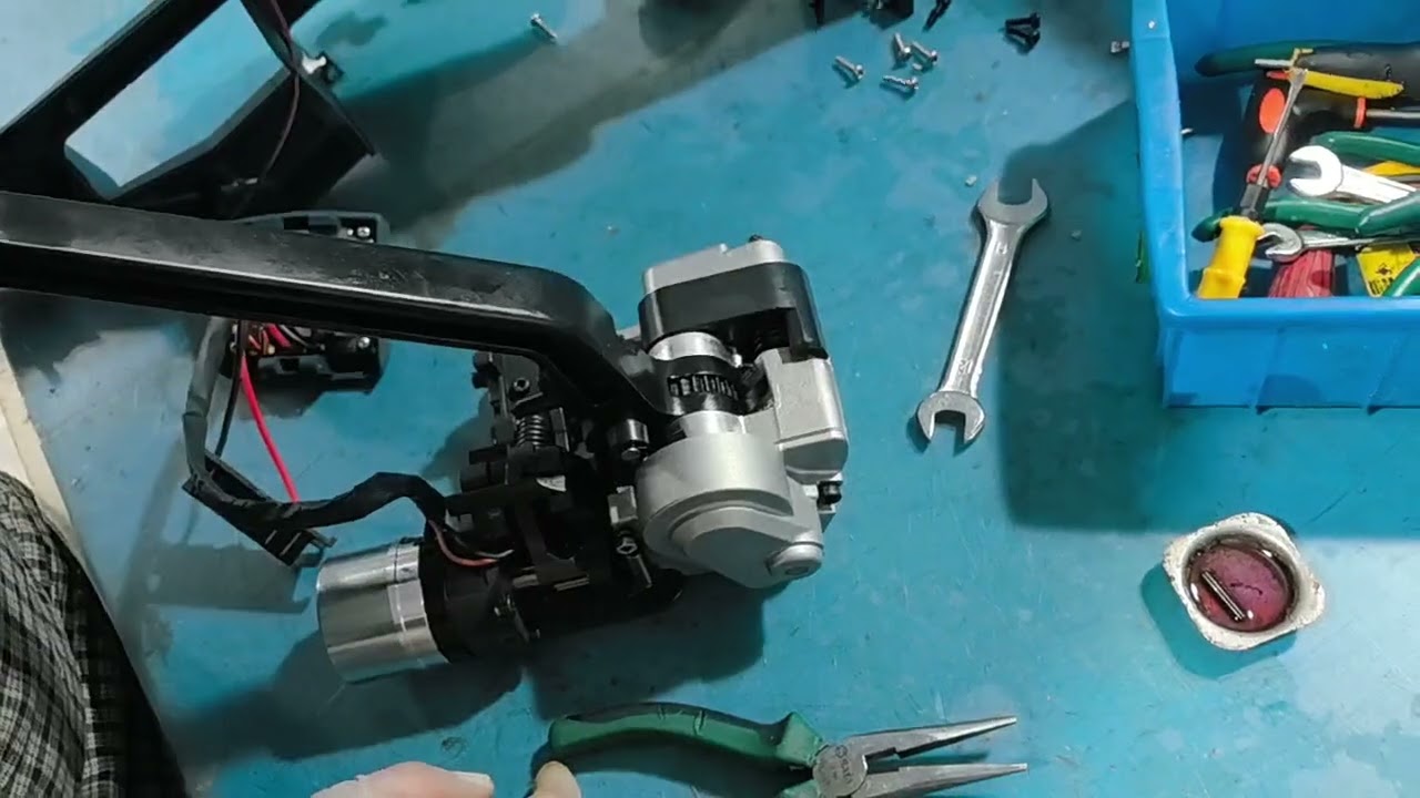 How to replace the ratchet on a strapping machine JFESM00031-3