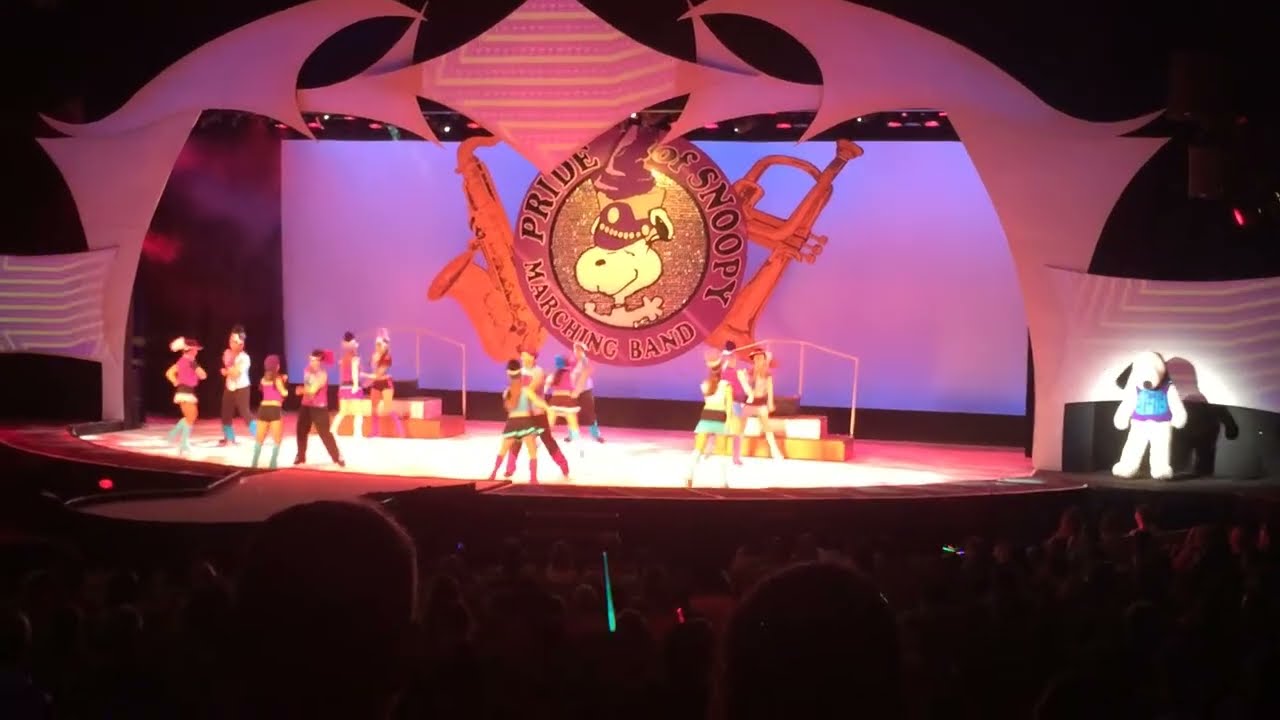 Ice Skating Show at Knott's Berry Farm