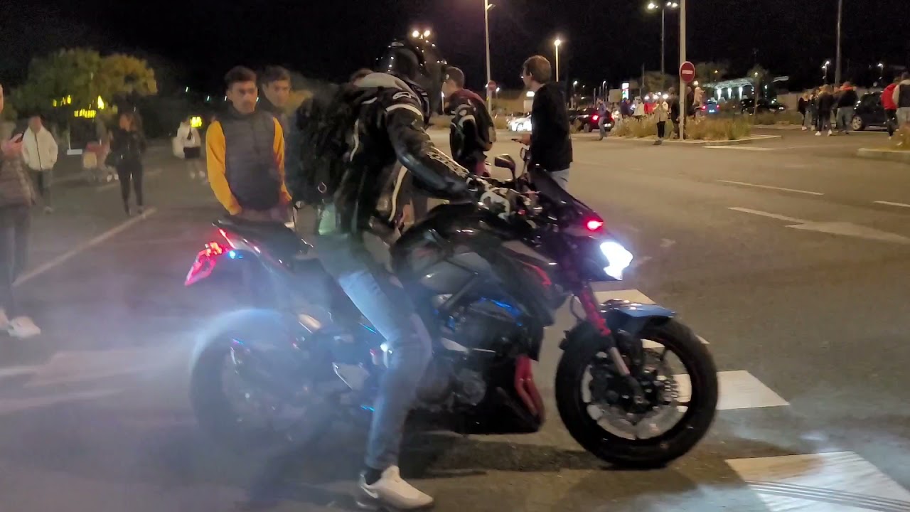 rassemblement auto à Bordeaux 22/10/2021