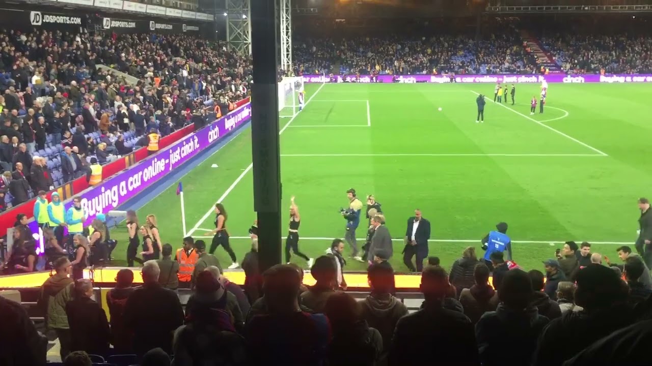 Crystal Palace 2 - 1 Wolves FT. Half time The Crystals cheerleaders & media presenters.