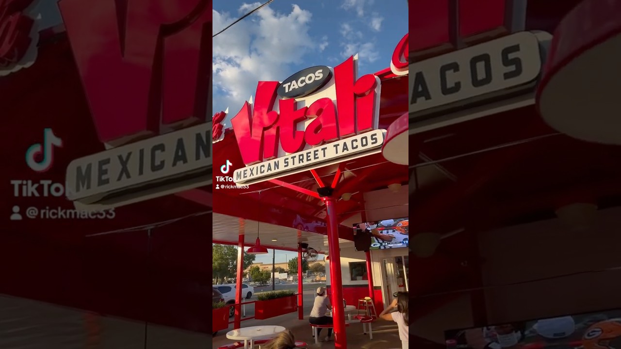 Vitali street tacos review in San Antonio, TX. #foodie #rickeatz #food #reels #shorts #tiktok