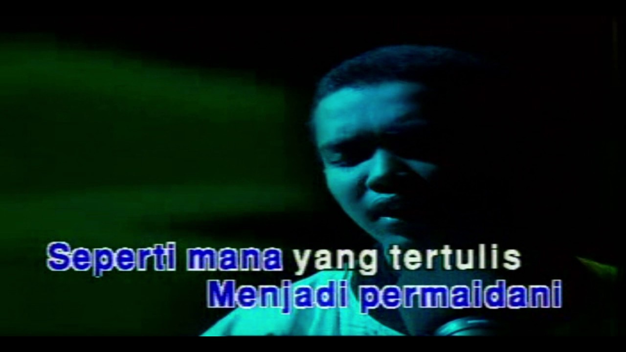 Exists - Mengintai Dari Tirai Kamar