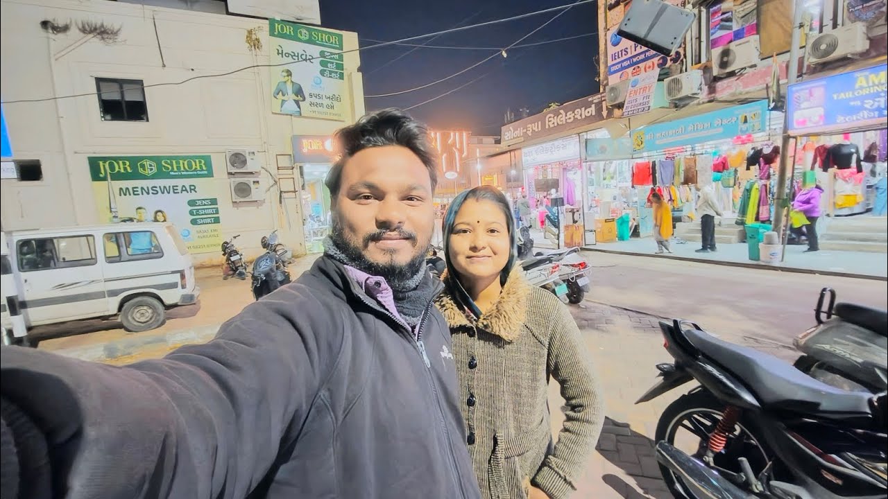 Kha Aagye Anjali Aur Me ?😍 Gadhinagar Sector 21 Bazar 