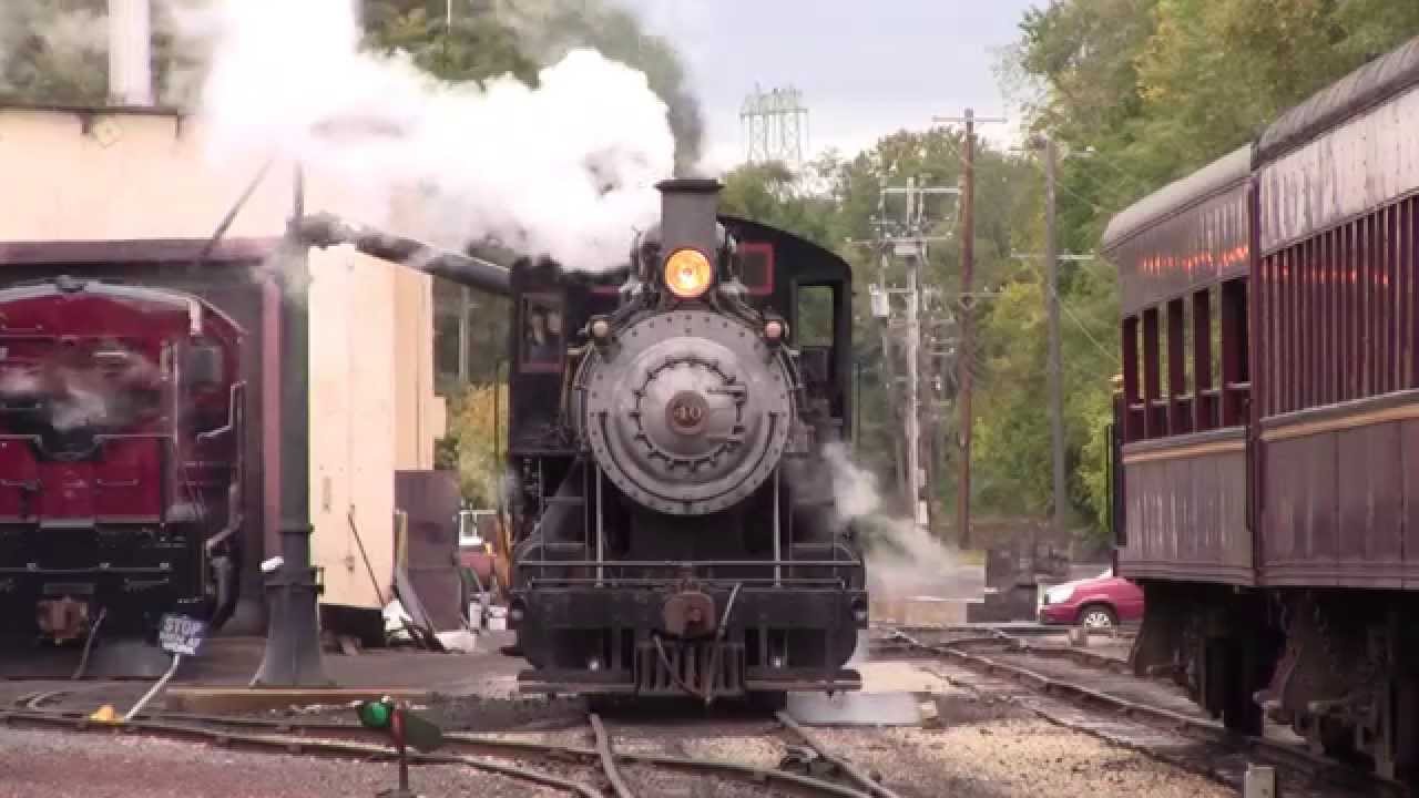 An Autumn Afternoon on the New Hope and Ivyland Railroad: 40 Blasting through Bucks County
