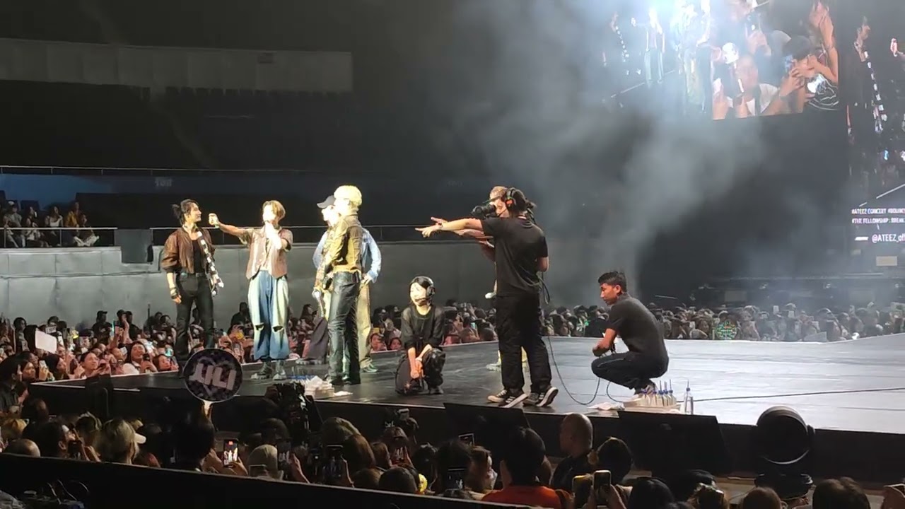 Break The Wall in Manila : Bouncy Challenge with ATINY
