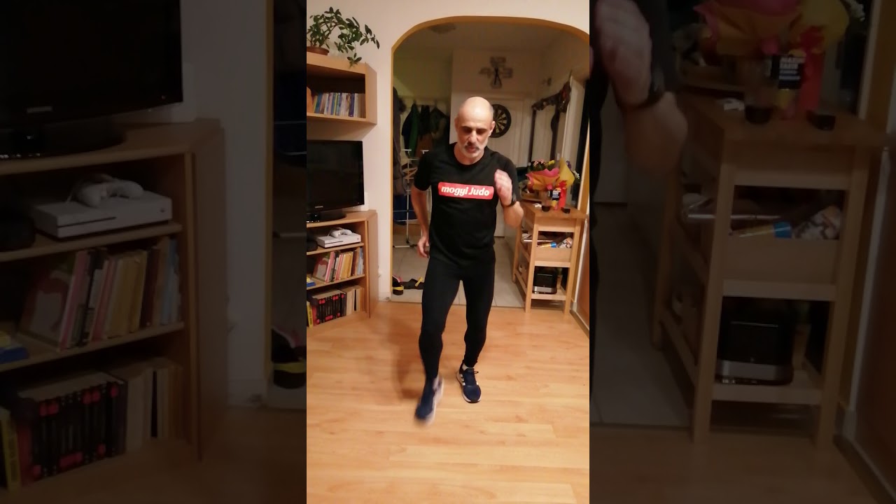helyben fut&aacute;s