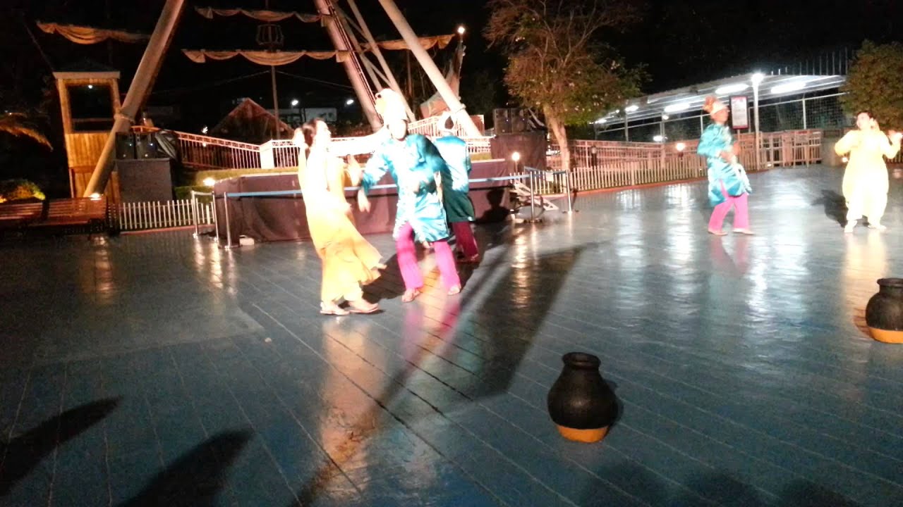 Bollywood @ Enchanted Kingdom