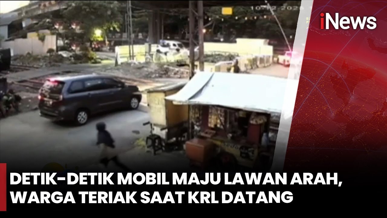 Detik-Detik Kecelakaan Terekam CCTV, Mobil Lawan Arah Tabrak KRL di Perlintasan | iNews Today 11/12