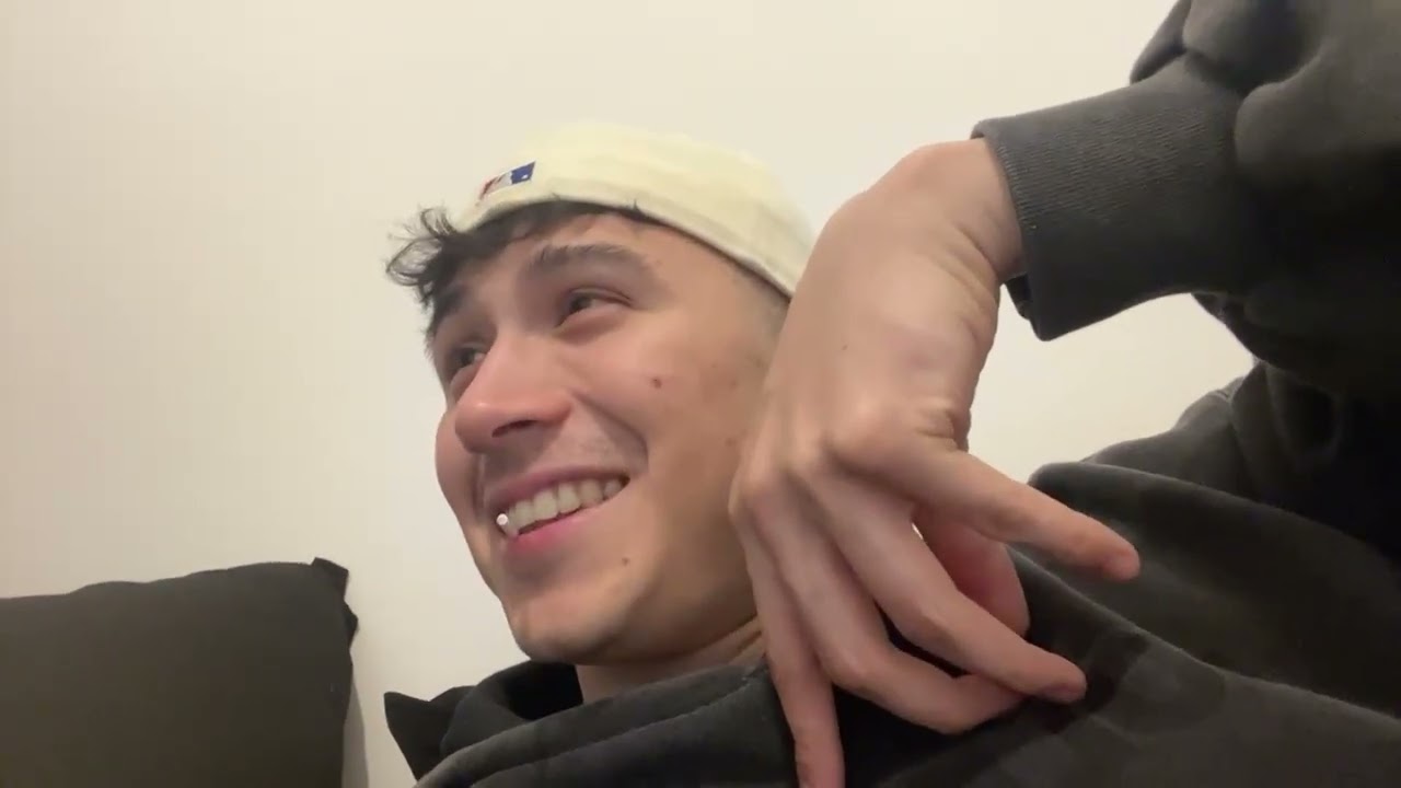 DAMI que MALA DESAGRADECIDA que SOS Twitch-Untwitch-twitchç