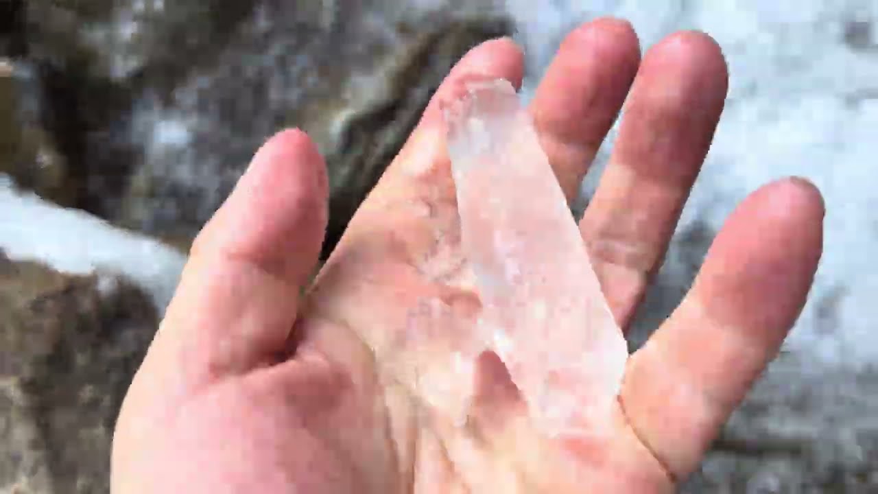 A north face valley in March 2 북면 골짜기 3월