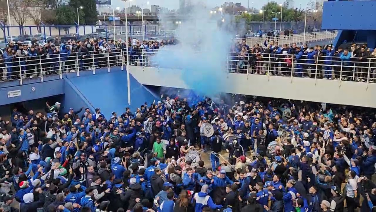 Previa hinchada Vélez vs Godoy cruz 2023