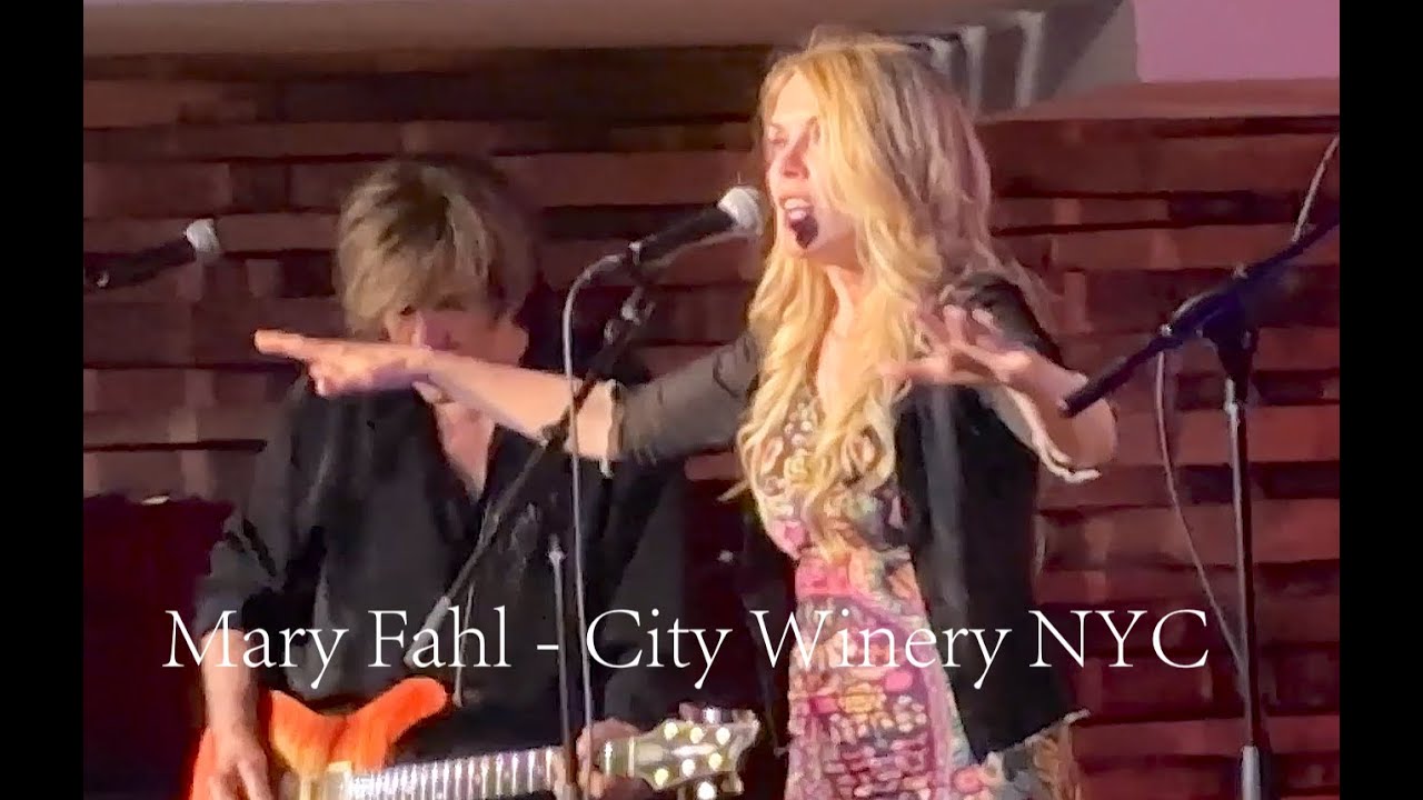 Be My Hero   Mary Fahl  City Winery NYC