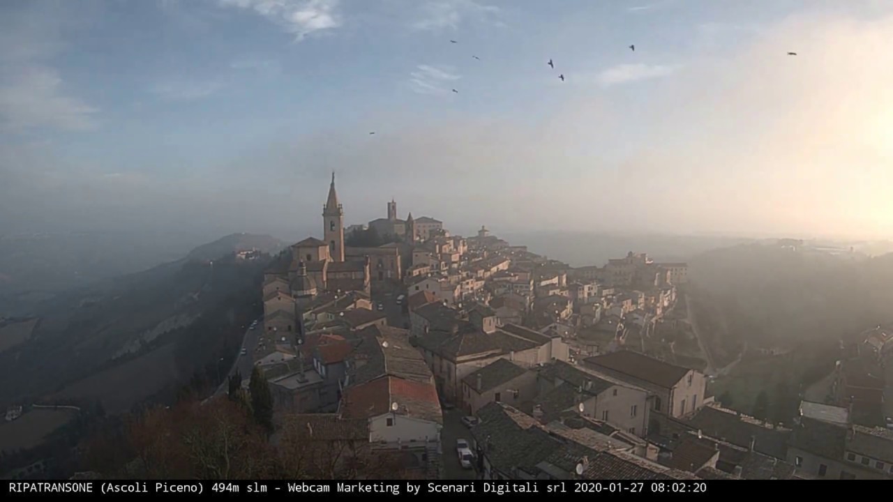 L'antico borgo di Ripatransone in timelapse