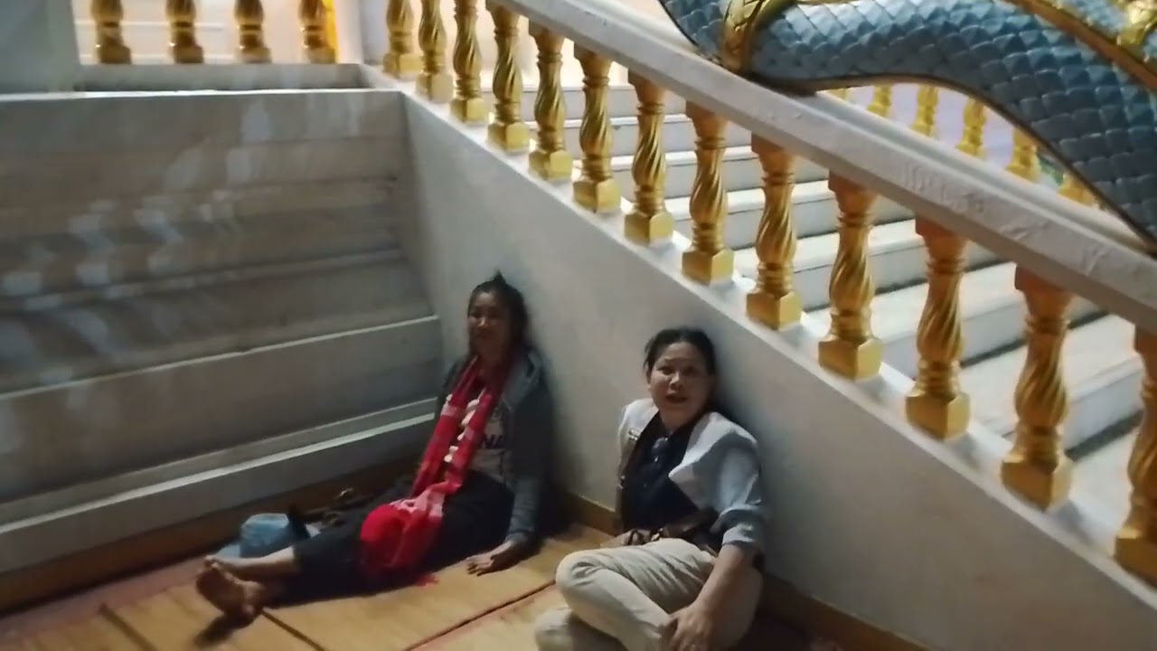 หน้าเวที ต.ท่าเรือ อ.นาหว้า จ.นครพนม@วันใหม่ลำเพลินofficial