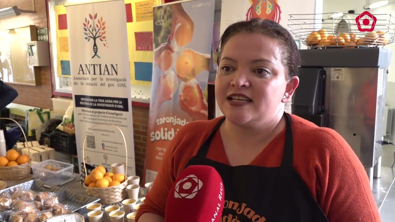 La taronjada solidària porta la lluita de les malalties minoritàries a escoles i instituts