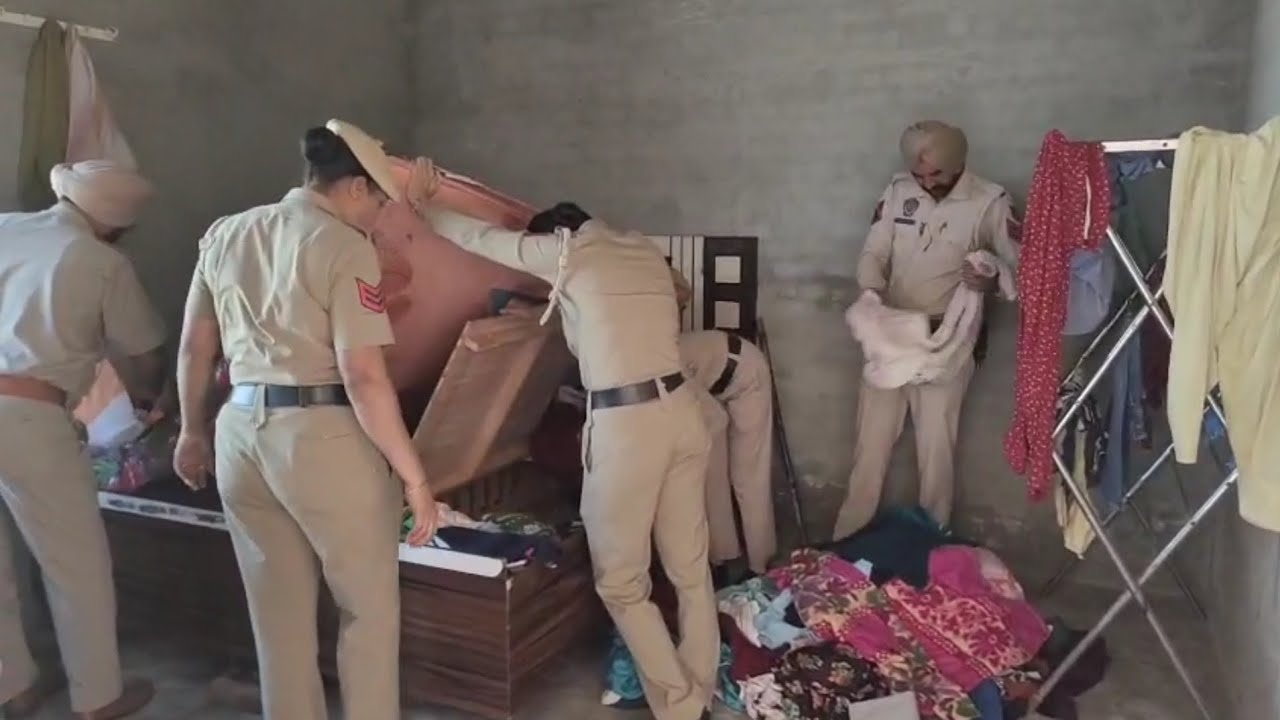 ਯੁੱਧ ਨਸ਼ਿਆ ਵਿਰੁੱਧ ਤਹਿਤ ਫਰੀਦਕੋਟ ਪੁਲਿਸ ਨੇ CASO ਓਪਰੇਸ਼ਨ ਚਲਾ ਜੋਤ ਰਾਮ ਕਲੋਨੀ ਦੇ ਸ਼ੱਕੀ ਘਰਾਂ ਤੇ ਕੀਤੀ ਛਾਪੇਮਾਰੀ