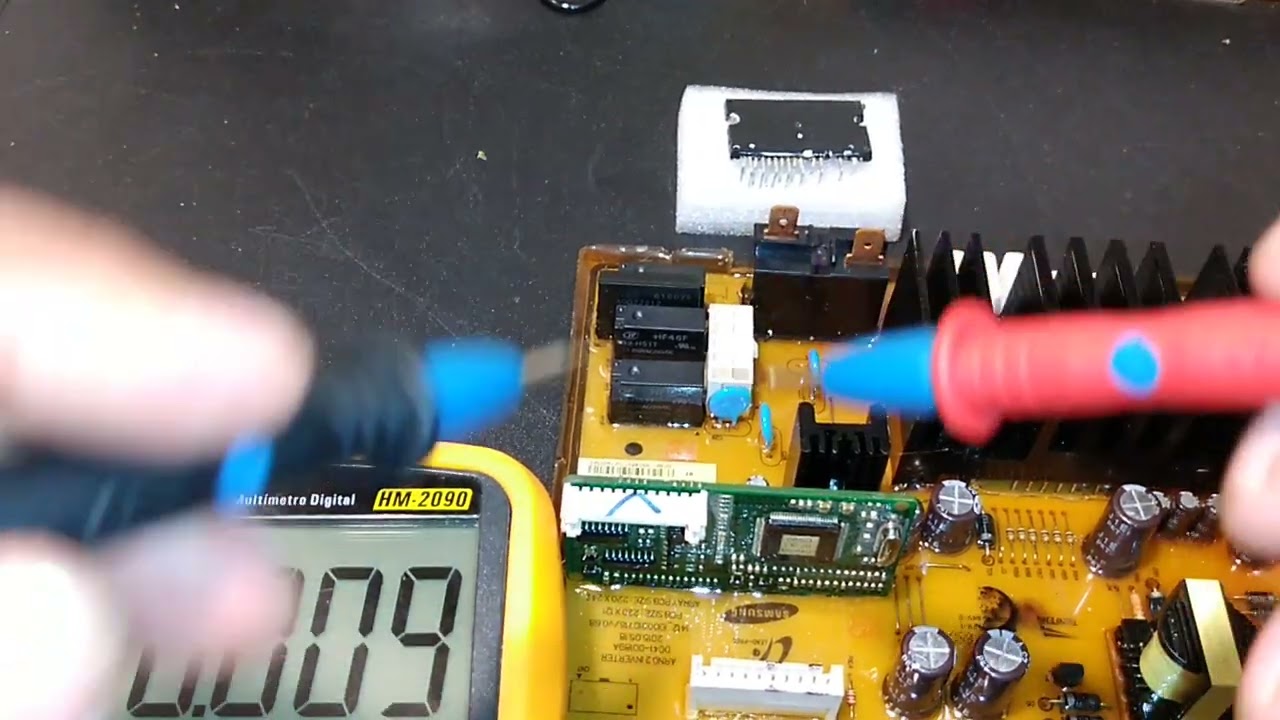 Reparo da placa da máquina de lavar Samsung WF106 - vídeo 2 de 2