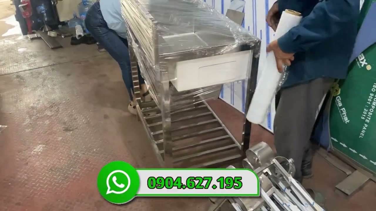 Bọc hàng hoá cẩn thận trước khi vận chuyển/0904.627.195