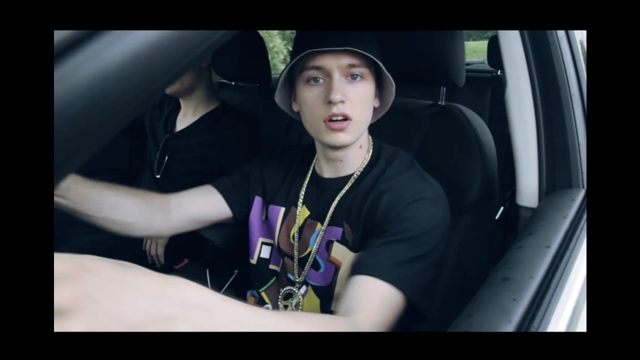 B&ouml;ser Junge - Hustensaft J&uuml;ngling (Offizielles Musikvideo)