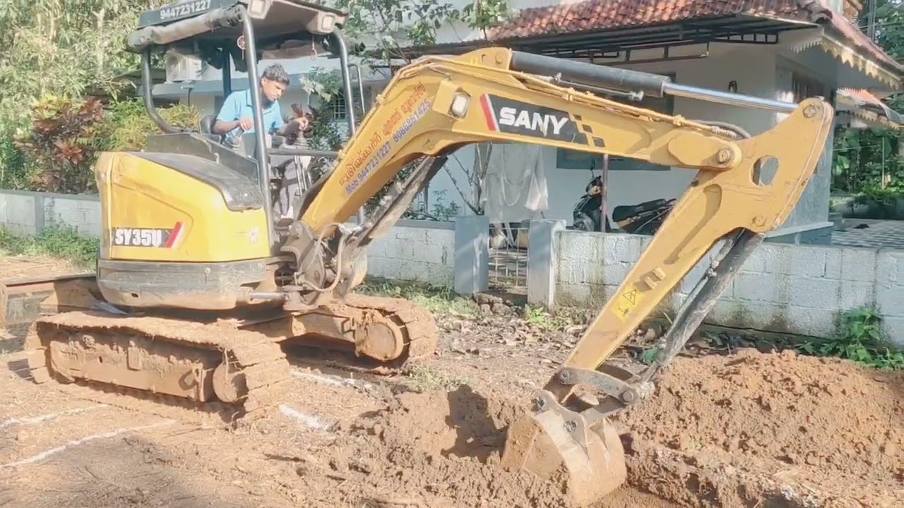 Sany 35 Hitachi Foundation work for house very difcult work kerla