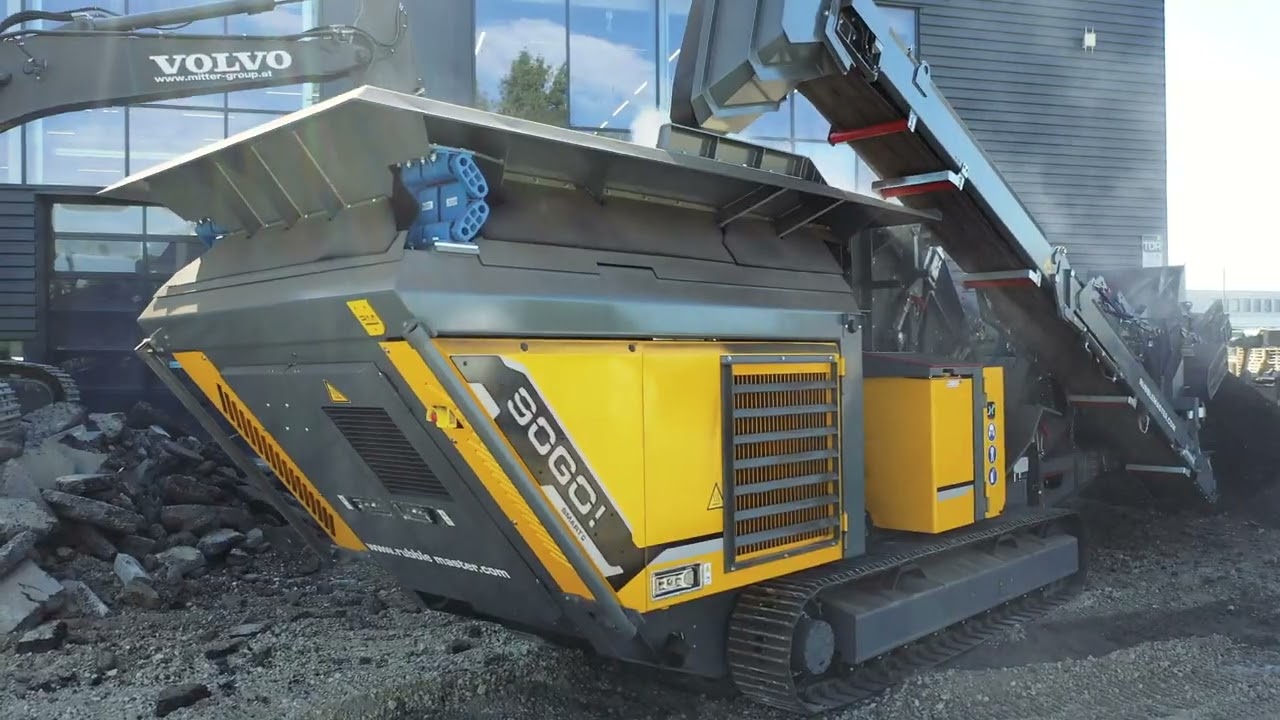 RM 90GO! recycles asphalt for extension at RM Headquarter in Linz