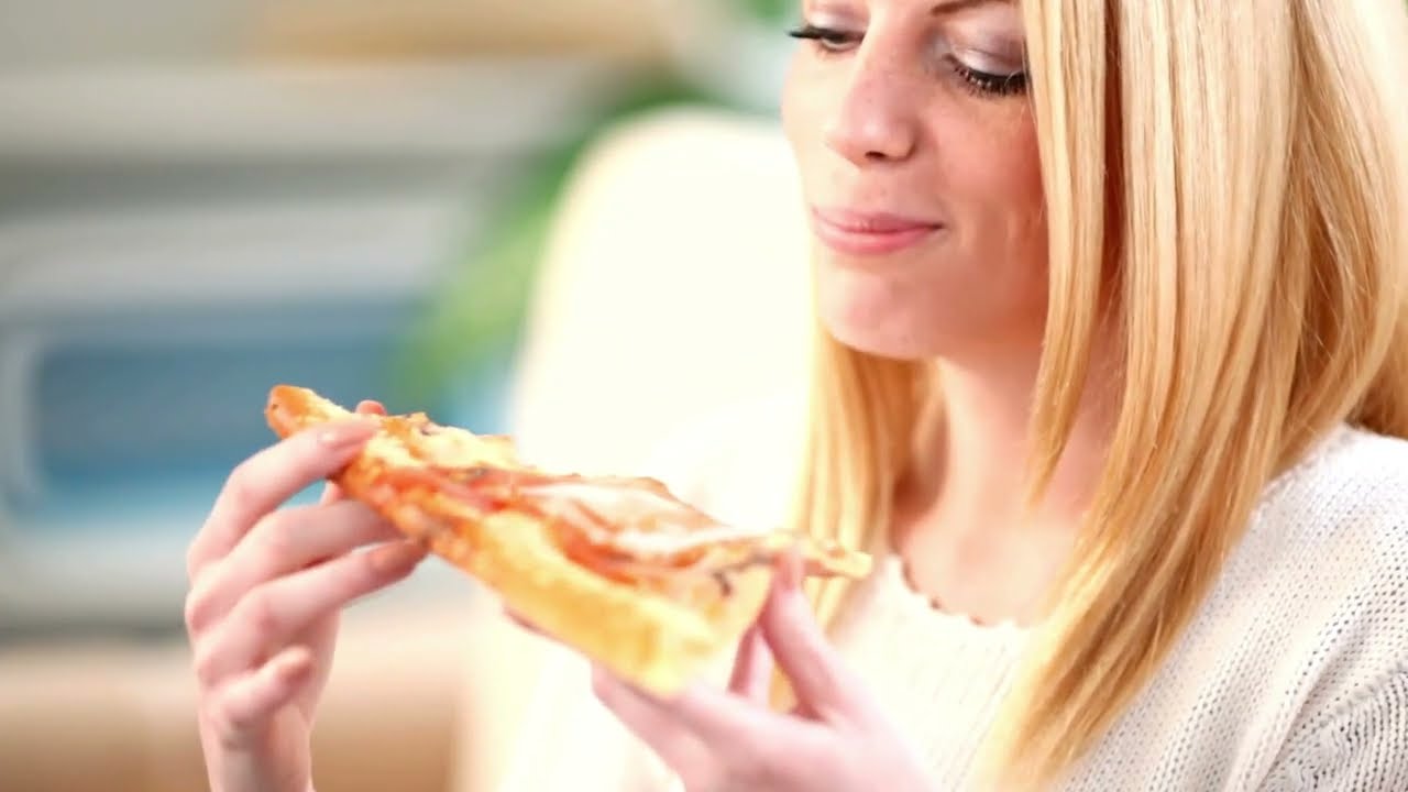 Make Pizza at Home | Easy Recipe