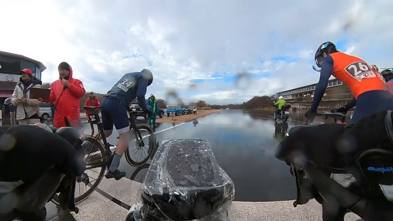 東京都選手権ロードレース2025.12.14　クラスＢ　1/3　伊豆サイクルスポーツセンター