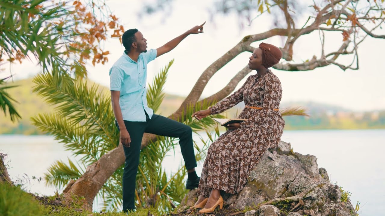 MORNING WORSHIP - PAPI CLEVER & DORCAS : EP 110 #Harihw_igihugu_cyiza