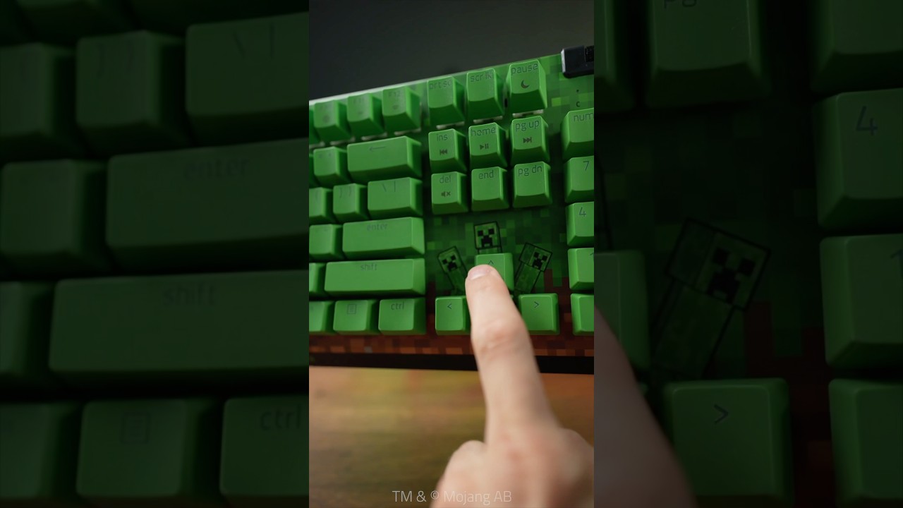 Fresh off the crafting table - it's the Razer BlackWidow V4 X Minecraft Edition! #RazerMinecraft