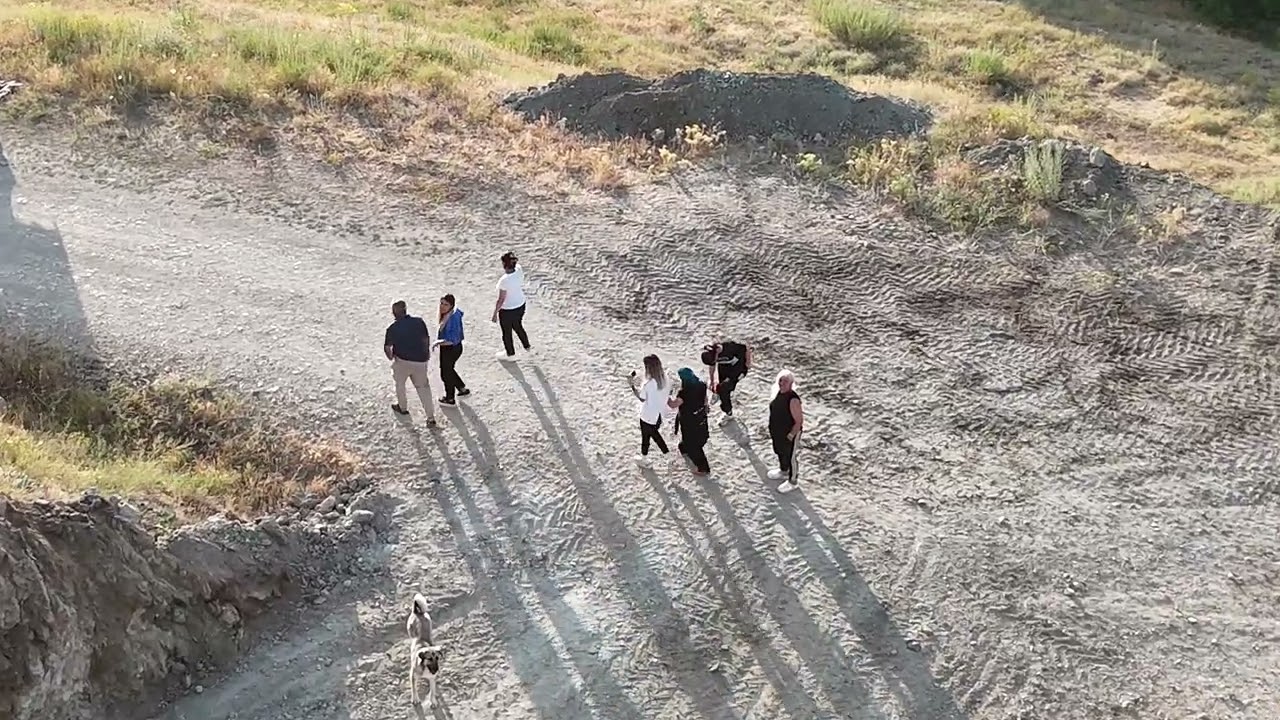köyde aksam yuruyusu  Gürkan Capkan  Özcan Türe   4K