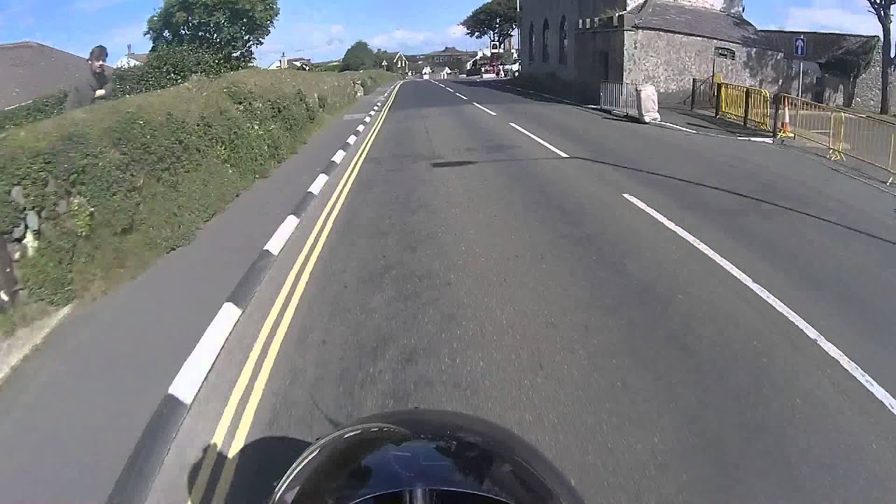VMCC Manx Parade Lap 2014 Rob North 930 Trident part 1