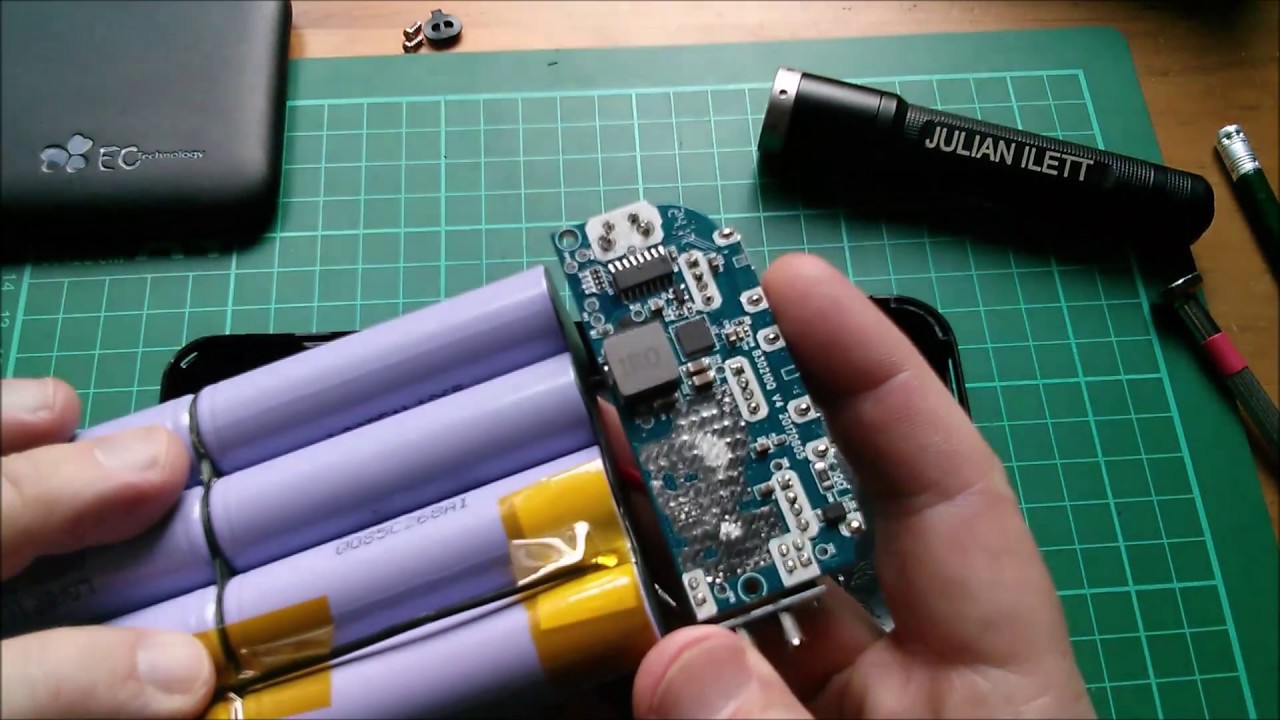 Разборка: Powerbank EC Technology 26800mAh с поддержкой QC3.0