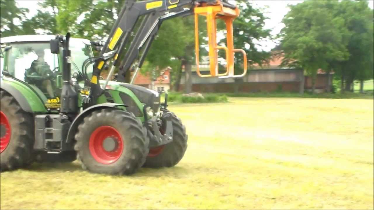 Fendt Power in Einsatz Heu pressen 2013 [Sound]