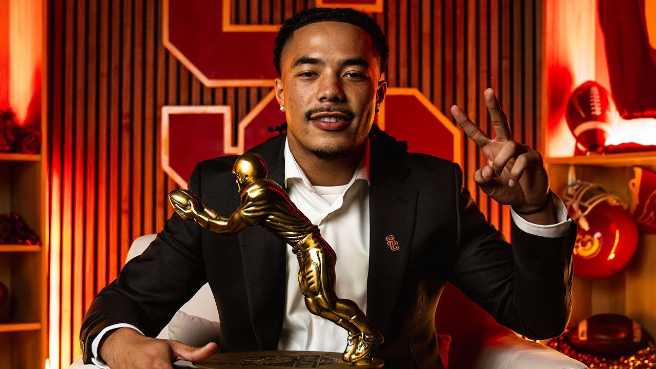 Makai Lemon. Biletnikoff Winner.