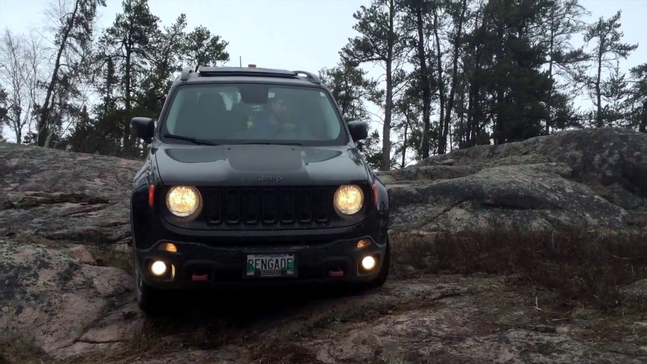 Offroad Manitoba 2016 - Jeep Renegade Trailhawk at Policore