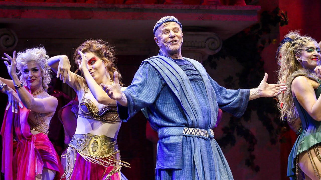 Abertura ('Comedy Tonight') - Uma Coisa Engraçada Aconteceu a Caminho do Fórum