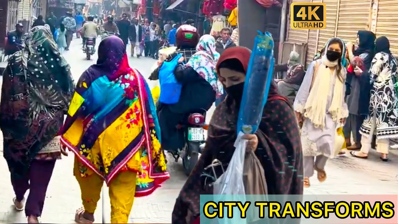 Walking Through Lahore’s Craziest Streets 🇵🇰 | Royal Trail to Shah Almi Market (4K Day to Night)