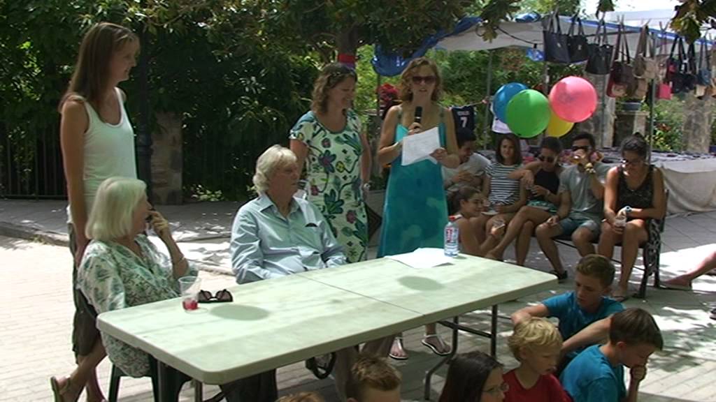 Pregón de las Fiestas de Juviles. Agosto de 2015. Familia de John Lyon.