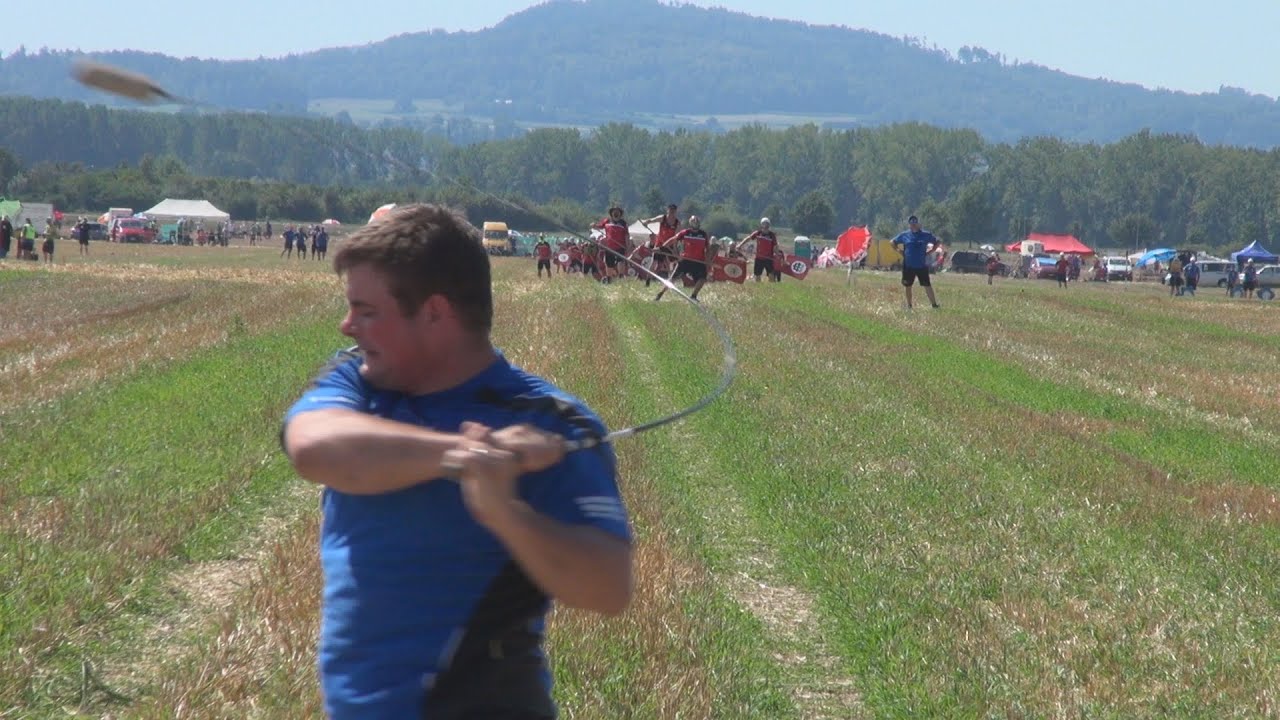 Le hornuss à Estavayer 2016