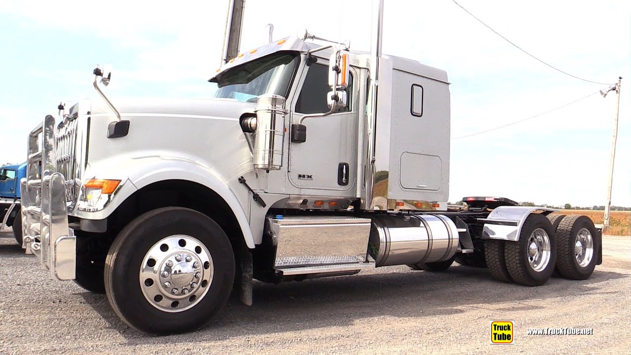 2019 International HX520 Sleeper Truck Walkaround - Exterior Tour - Centre Camion Gamache