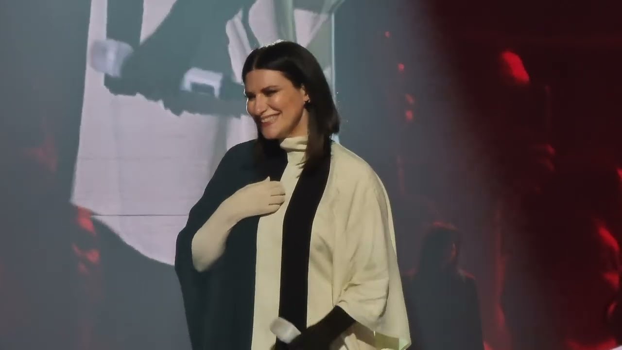 Laura Pausini - Strani Amori - São Paulo (02/03/2024)