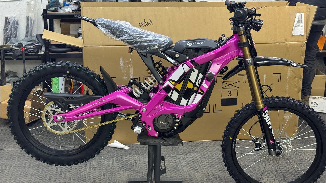 💖 Unboxing the 2025 Surron LBX PINK Limited Edition!