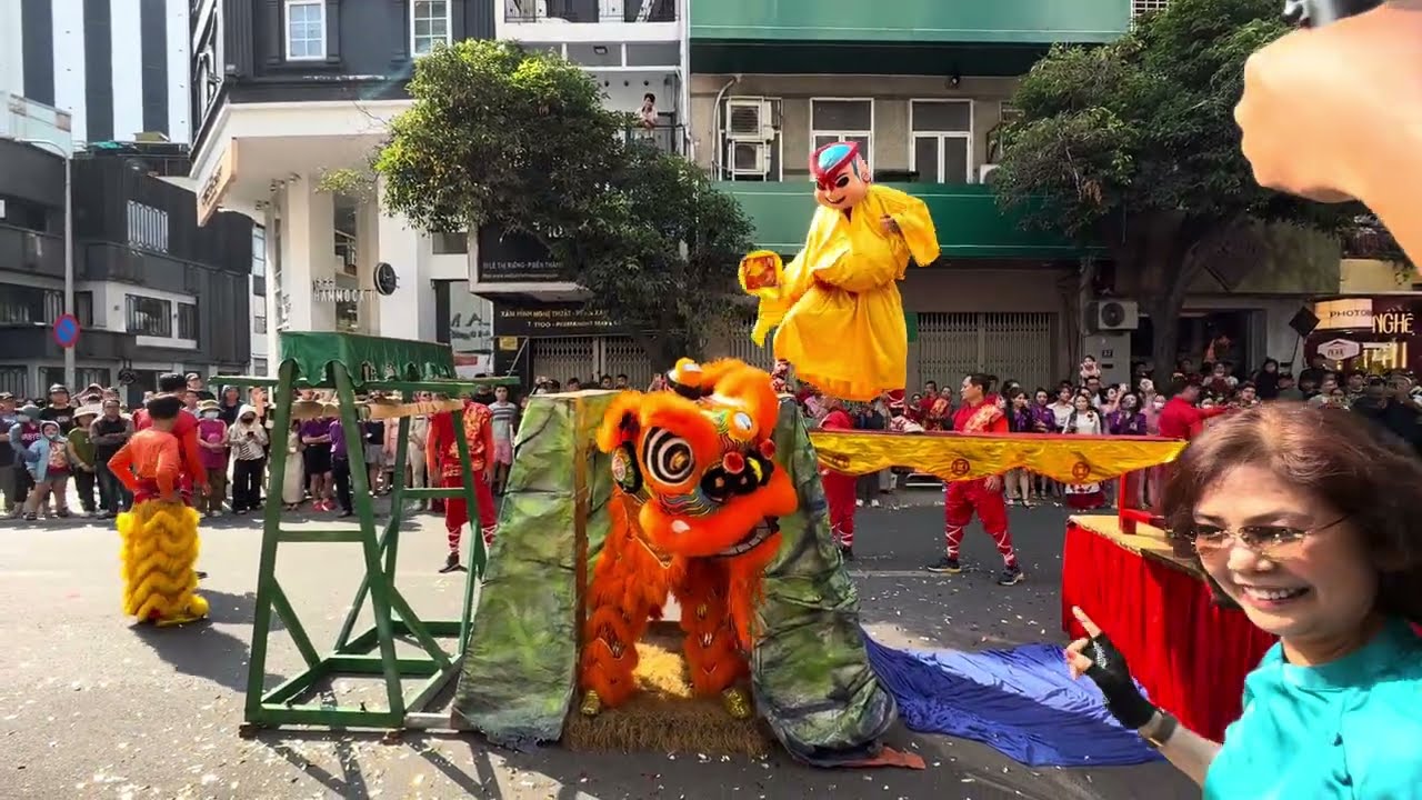 MÚA LÂN ÔNG ĐỊA VUI NHỘN HAY NHẤT XUÂN BÍNH NGỌ ! LSR NHƠN NGHĨA ĐƯỜNG - TMV THỦY TIÊN