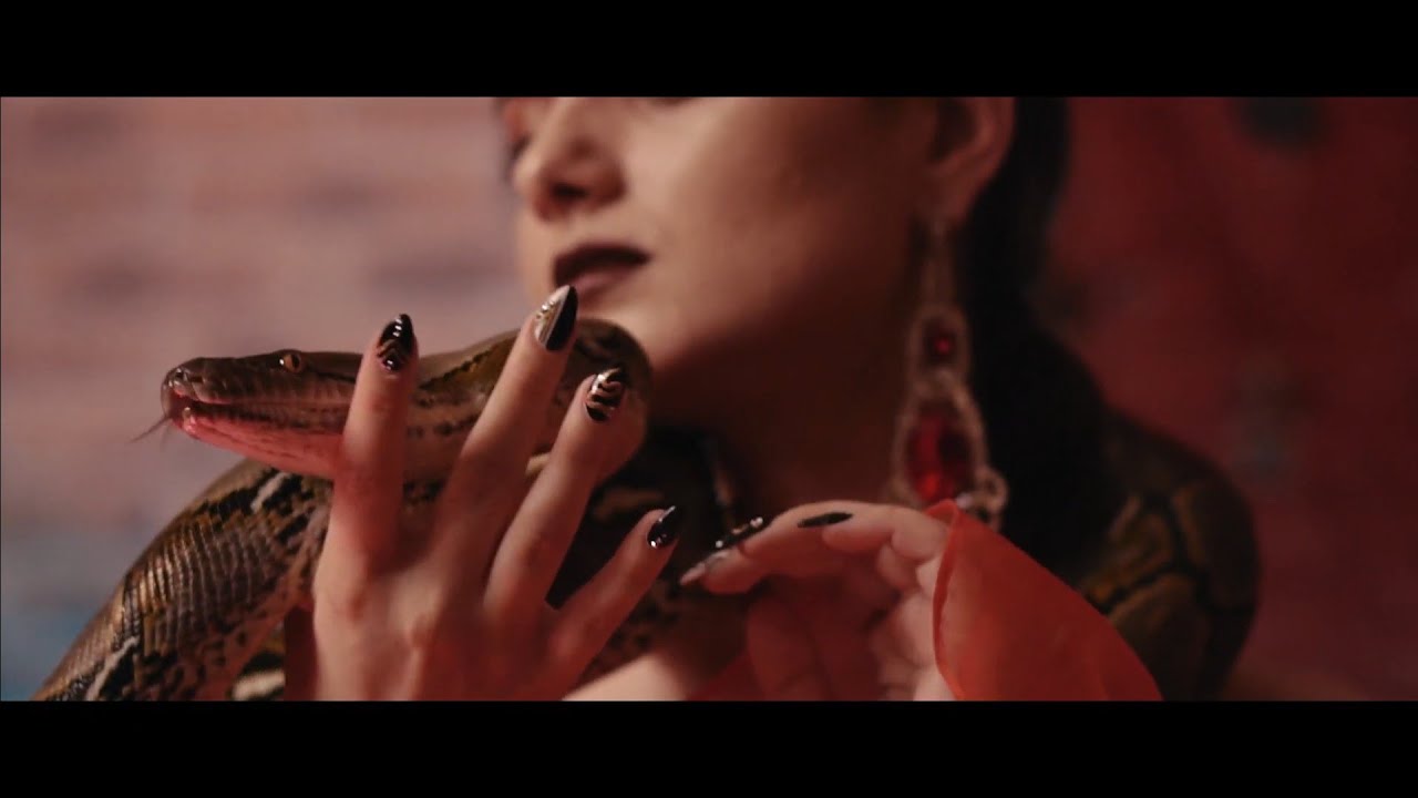 Marina Calvo - King Of Persia (Videoclip Oficial)