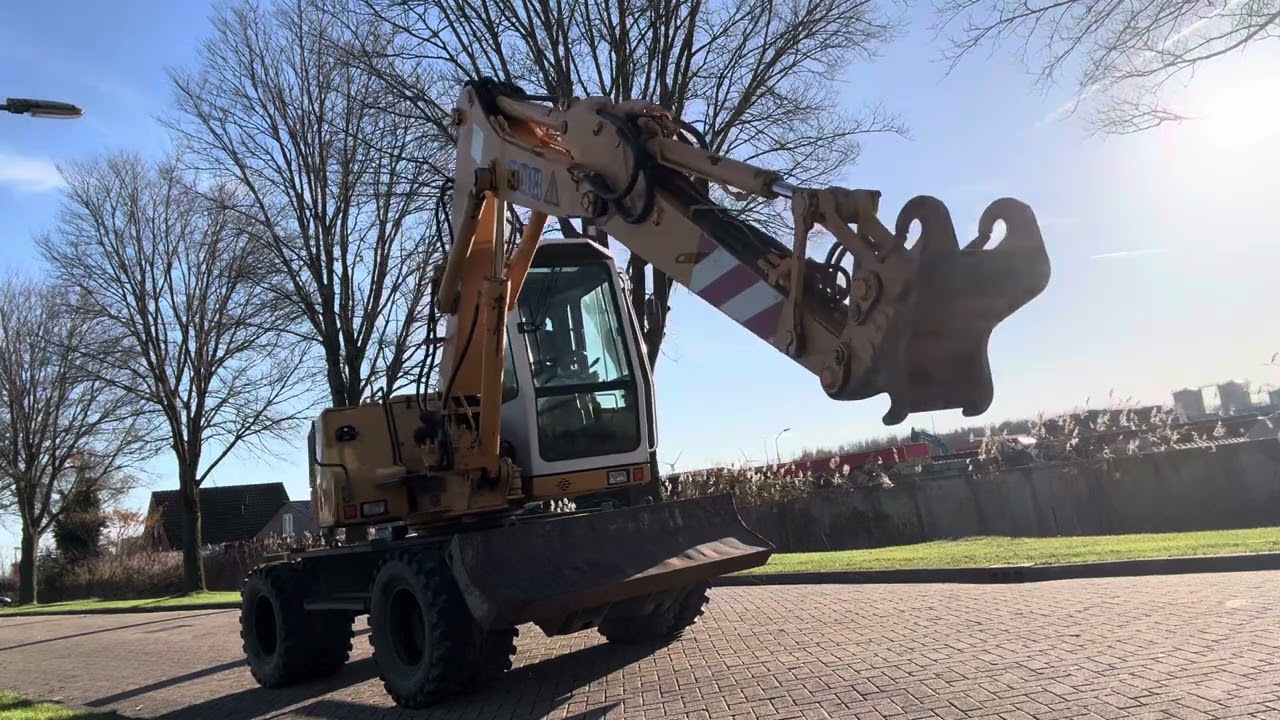 For Sale 🇱🇺 💪 Liebherr A 308 year 2001 / 13.000 hours excellent condition !