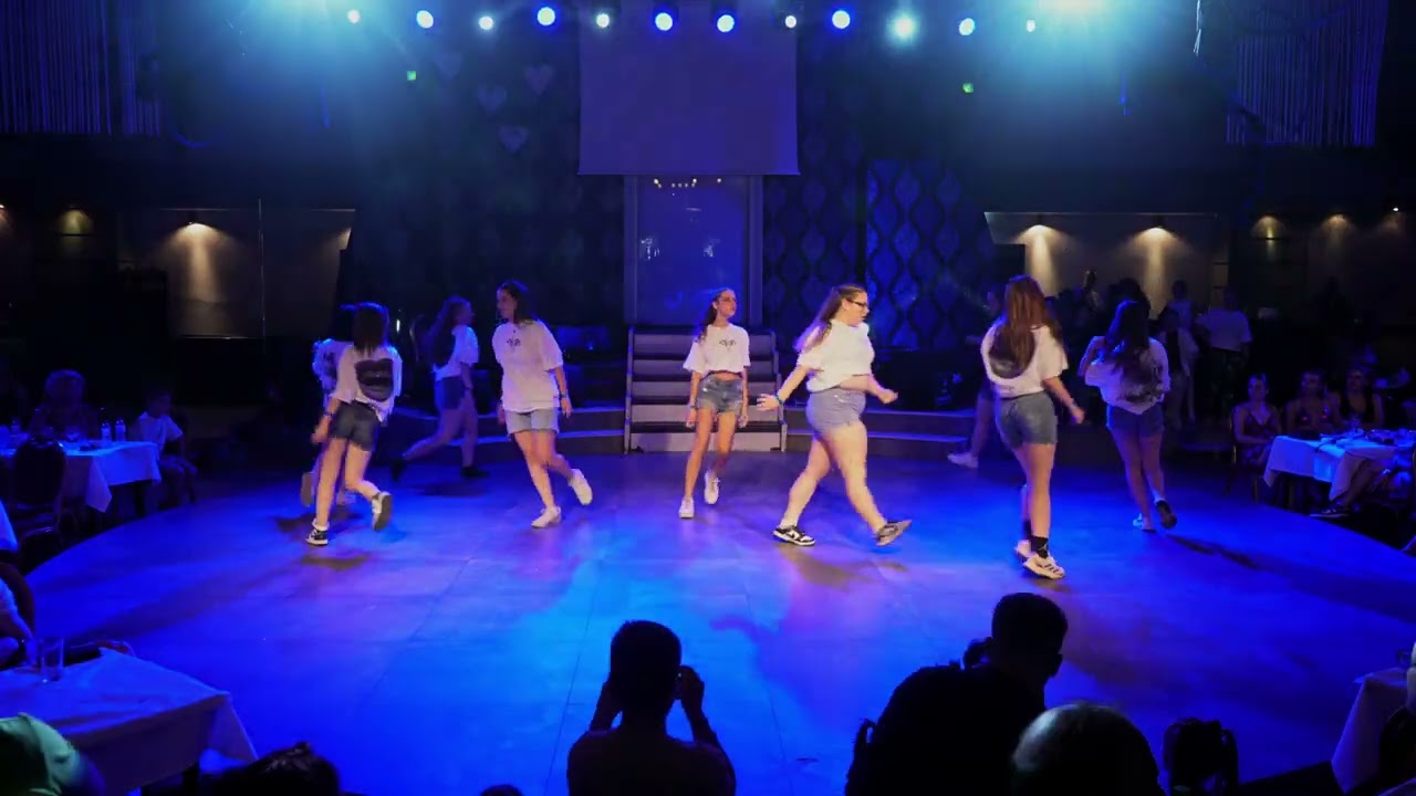 K–Pop Teens – Libre Studio Show 2025