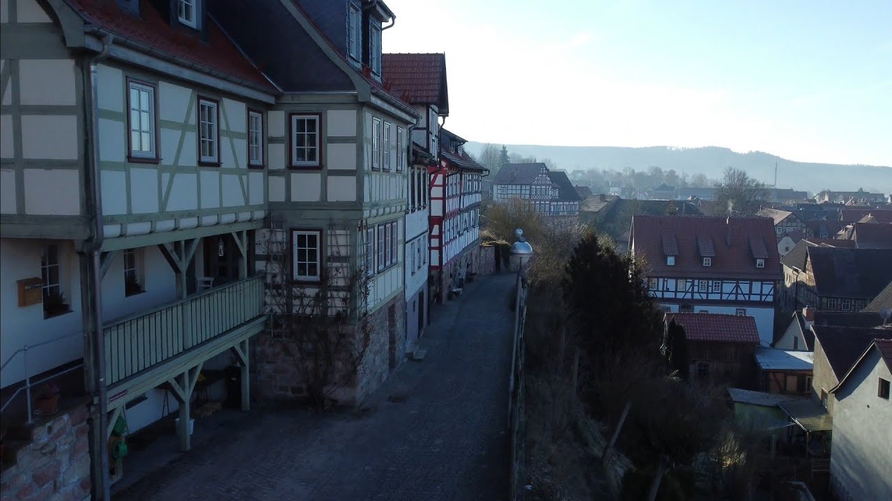 Wasungen St. Trinitatis ⛪️ | DJI Mini 2 Footage | Th&uuml;ringen | 4K