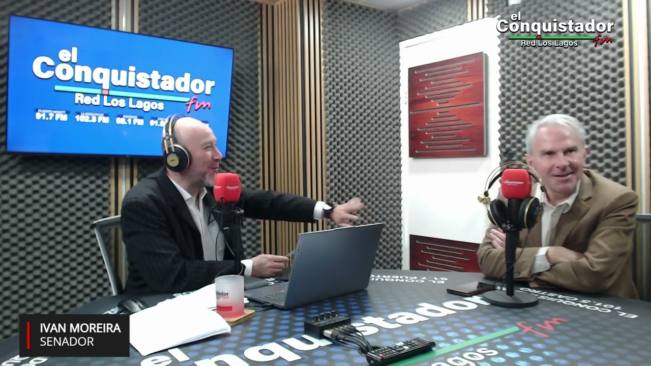 En Café Expréss, Robert Arellano, conversa con el Senador Ivan Moreira